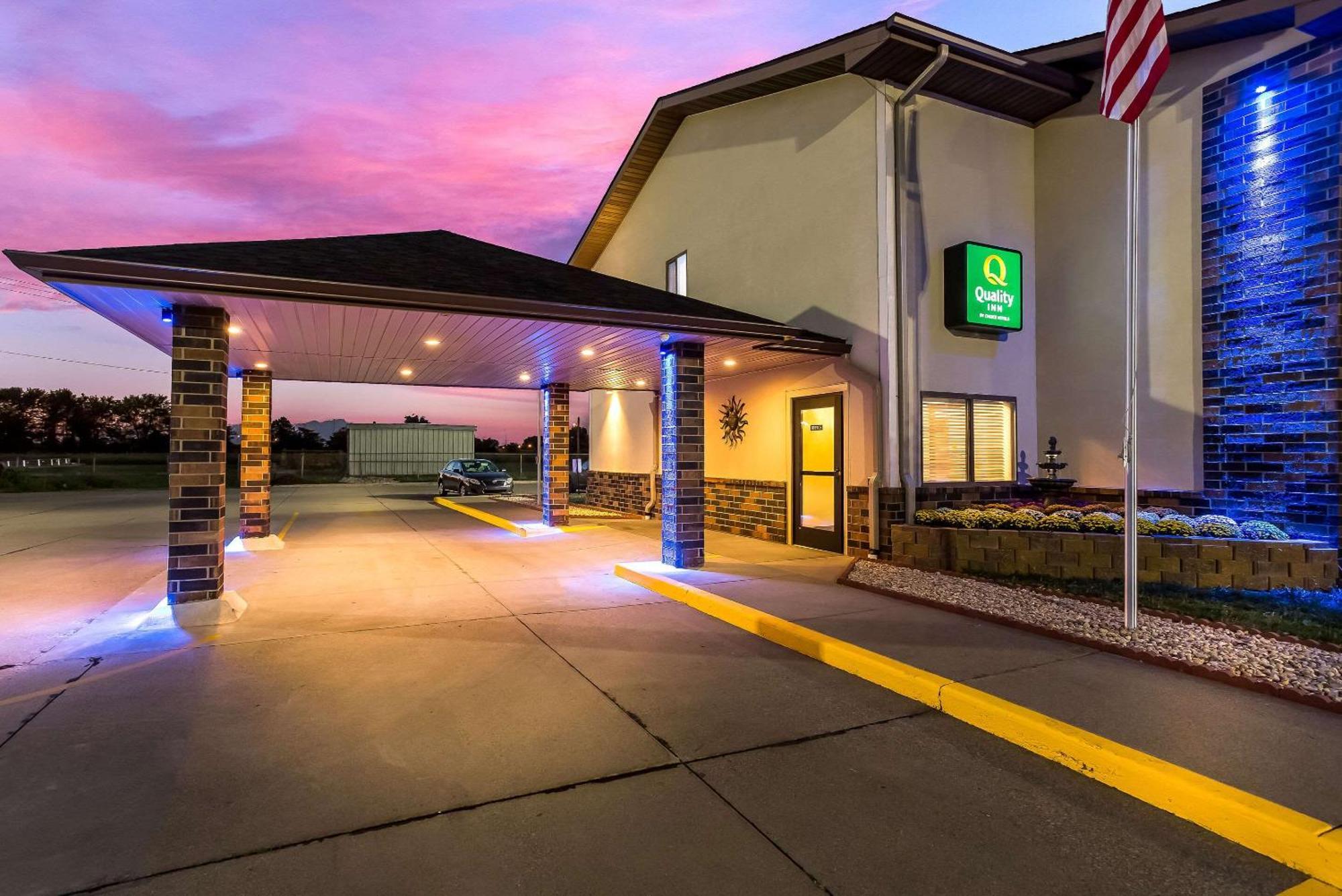 Quality Inn Galesburg Near Us Highway 34 And I-74 Exterior photo