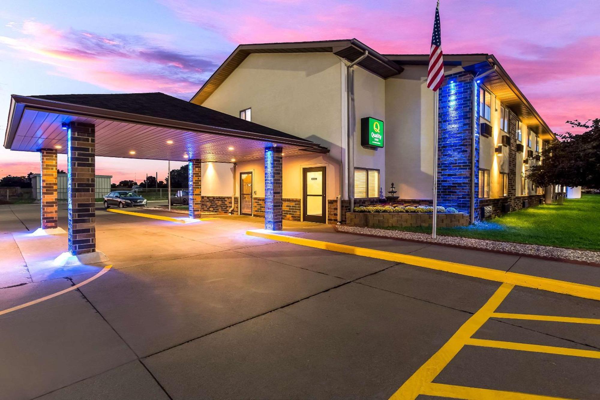 Quality Inn Galesburg Near Us Highway 34 And I-74 Exterior photo